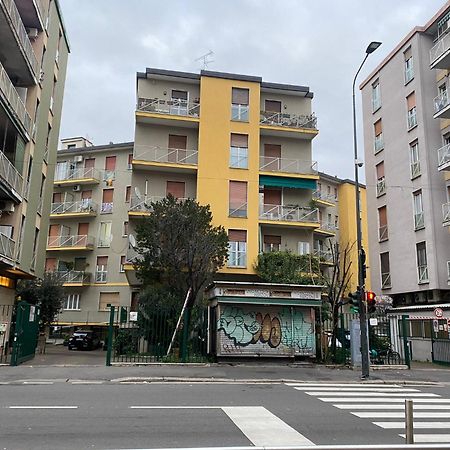 Max'S House Apartment Milan Bagian luar foto